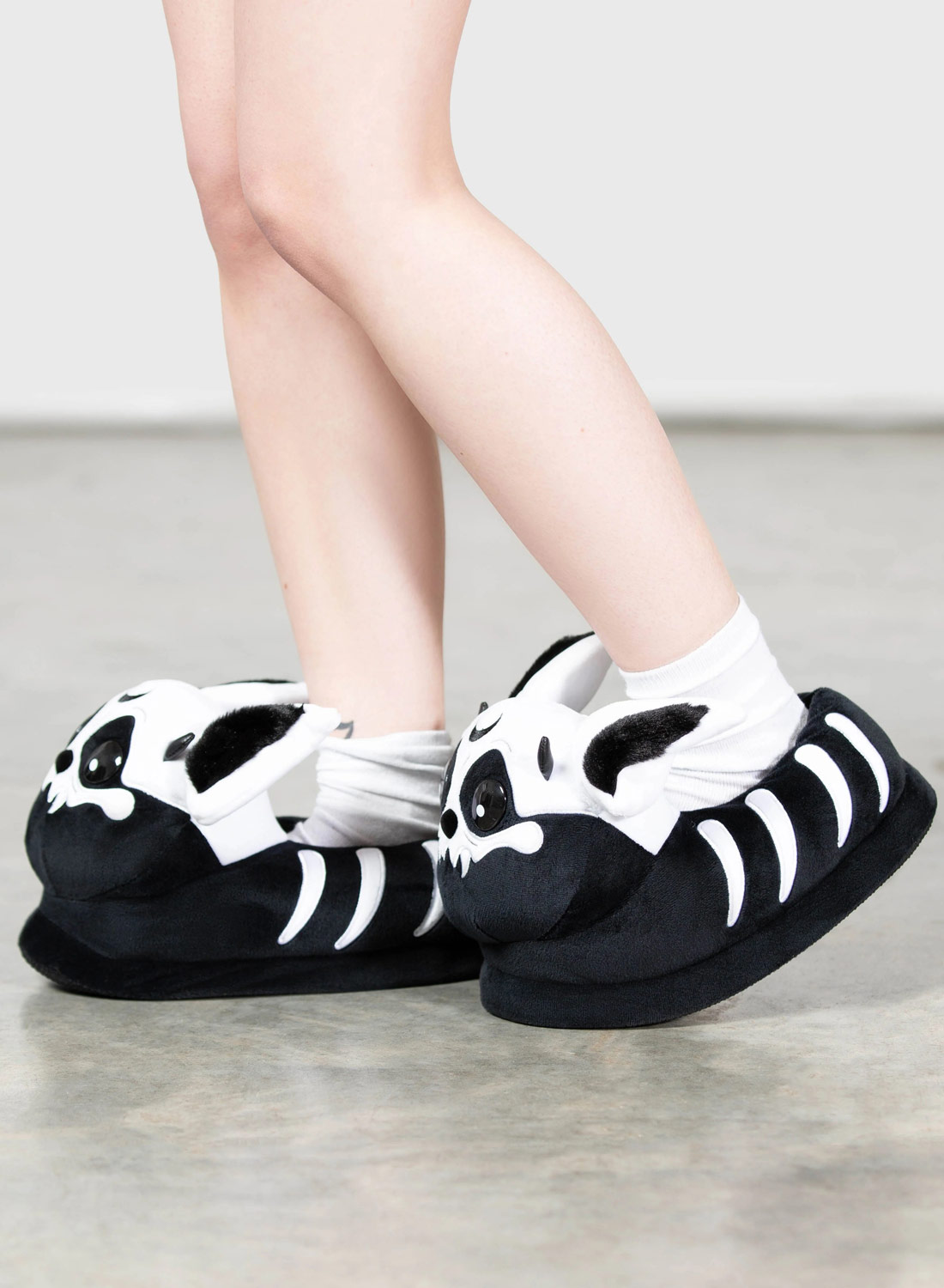 Vampire Batbone Slippers - Bild 3