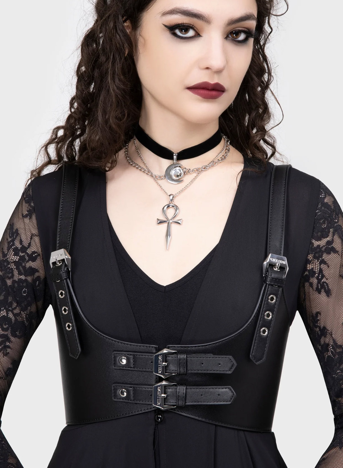 Killstar Ember Pit Harness. Black harness from Killstar in leather look with double buckles and adjustable shoulder straps in gothic style.
