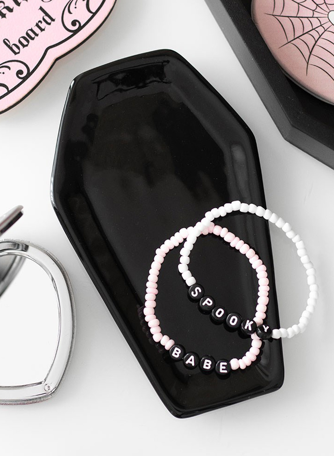 Rest in Style Tray. Black coffin-shaped ceramic jewelery dish from Something Different. Perfect for rings, jewellery, keys and gothic decor.